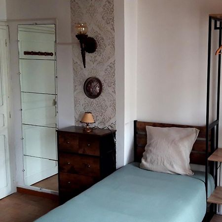 Le Relais Patrimoine Bed and Breakfast Couiza Exteriör bild